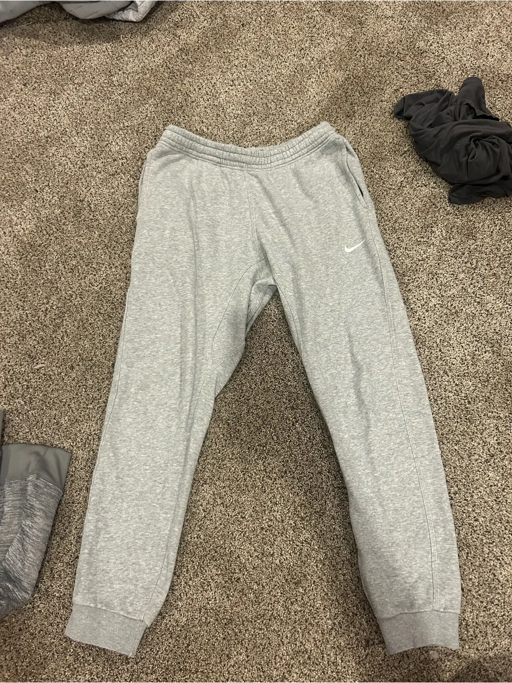 Nike Light Gray Men's Fleece Joggers